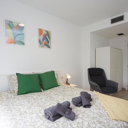 Three Bedroom Two Bathroom Apartment Close To Beach Βαρκελώνη Εξωτερικό φωτογραφία